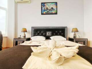 Гостевой дом Элит Хаус Сочи Двухместный номер с 1 кроватью и видом на море-1