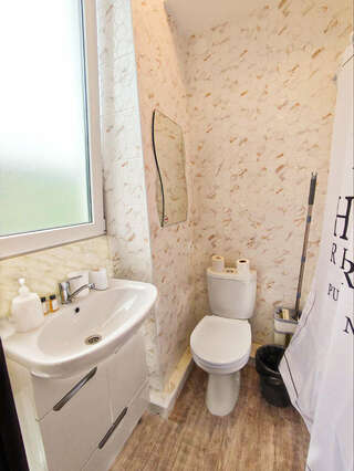 Гостевой дом Элит Хаус Сочи Двухместный номер Делюкс с 2 двуспальными кроватями-8