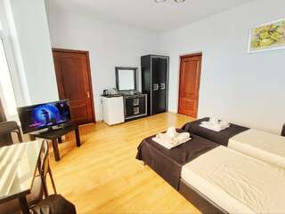 Гостевой дом Элит Хаус Сочи Двухместный номер с 1 кроватью или 2 отдельными кроватями, вид на море-4